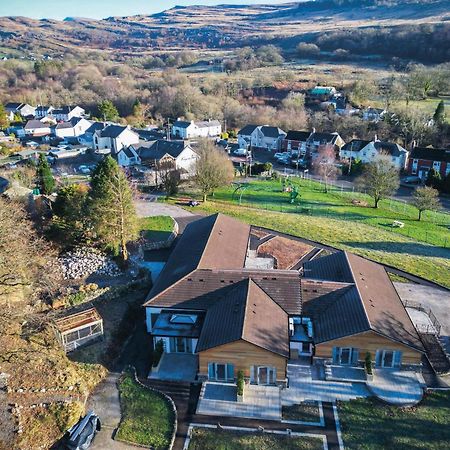 Suite 1 - Sleeping Giant Hotel - Pen Y Cae Inn Brecon Exterior photo